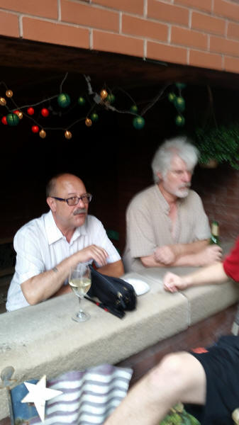 Meghan & Chris-17.jpg (2239444 bytes)