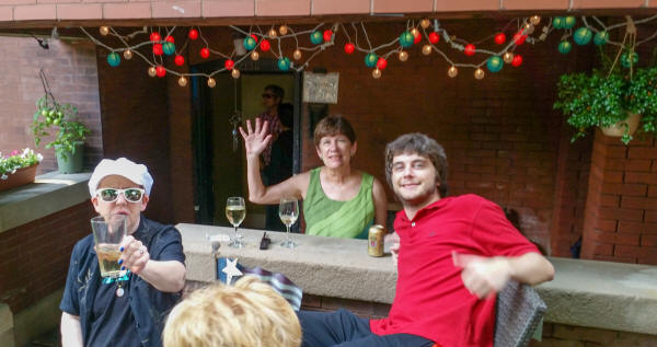 Meghan & Chris-5.jpg (2811504 bytes)