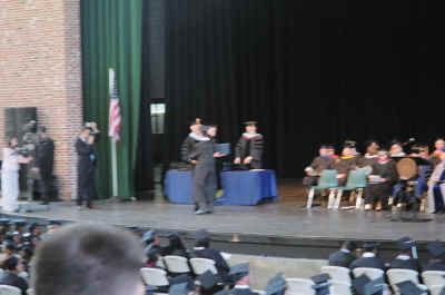 76810003.jpg (3601041 bytes)