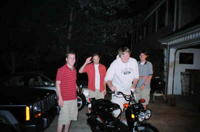 76810009.jpg (3270060 bytes)